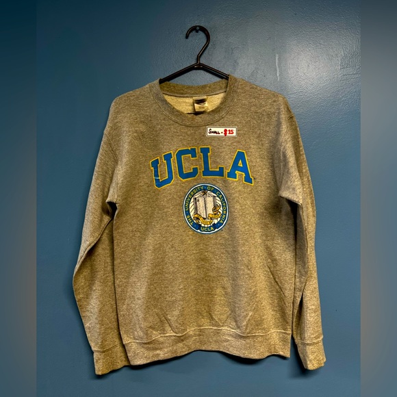 UCLA sweatshirt for sale beautiful condition - Picture 1 of 5